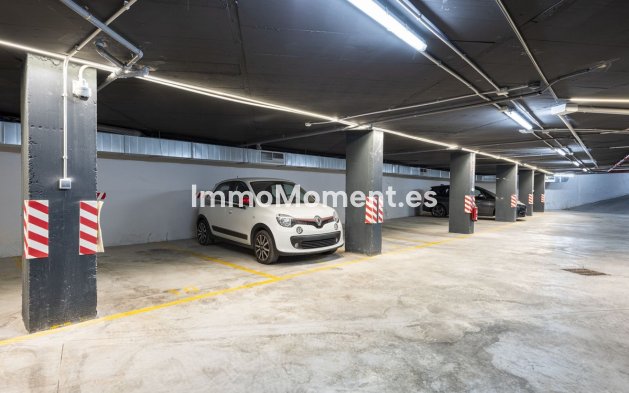 Revente - Appartement - Estepona  - Estepona Centro