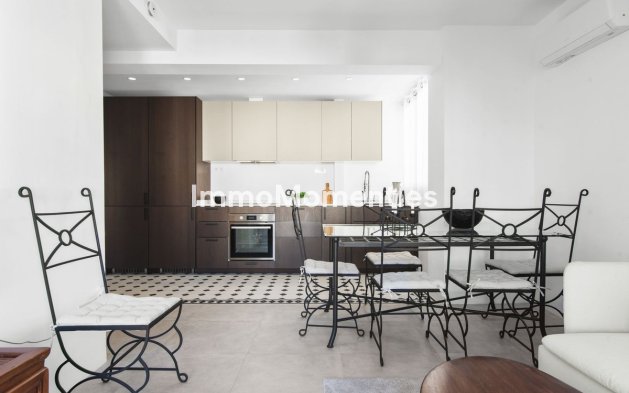 Wiederverkauf - Wohnung - Estepona  - Estepona Centro