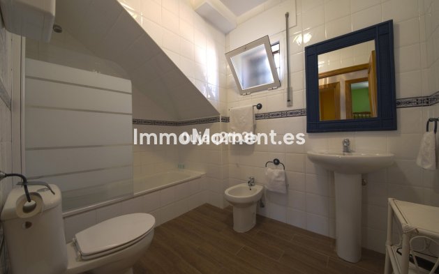 Wiederverkauf - Villa - Estepona  - Estepona Centro