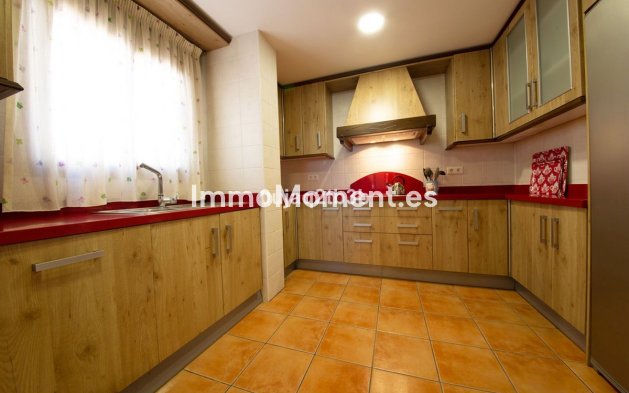 Wiederverkauf - Villa - Estepona  - Estepona Centro