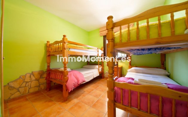 Wiederverkauf - Villa - Estepona  - Estepona Centro