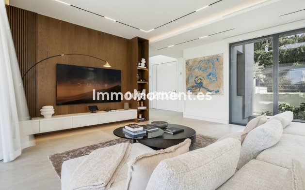 Wiederverkauf - Villa - Marbella - Nagüeles