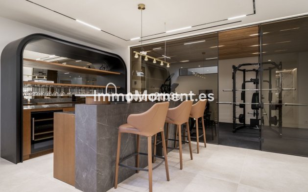 Wiederverkauf - Villa - Marbella - Nagüeles