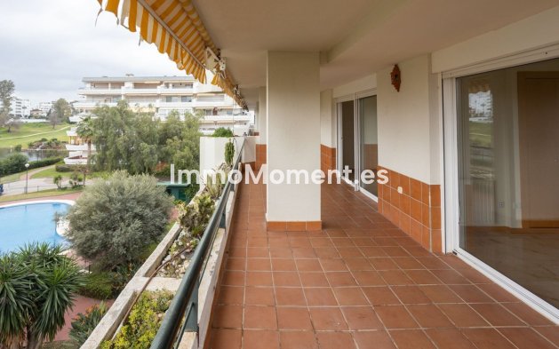 Resale - Apartment - Marbella - Guadalmina Alta