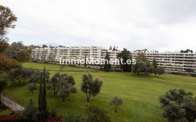 Resale - Apartment - Marbella - Guadalmina Alta
