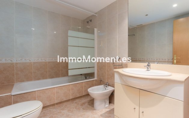 Resale - Apartment - Marbella - Guadalmina Alta
