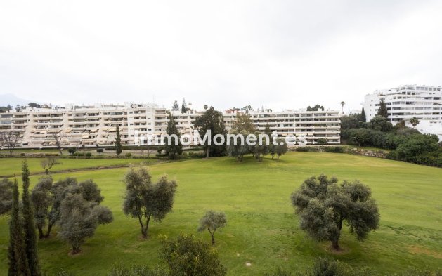 Resale - Apartment - Marbella - Guadalmina Alta