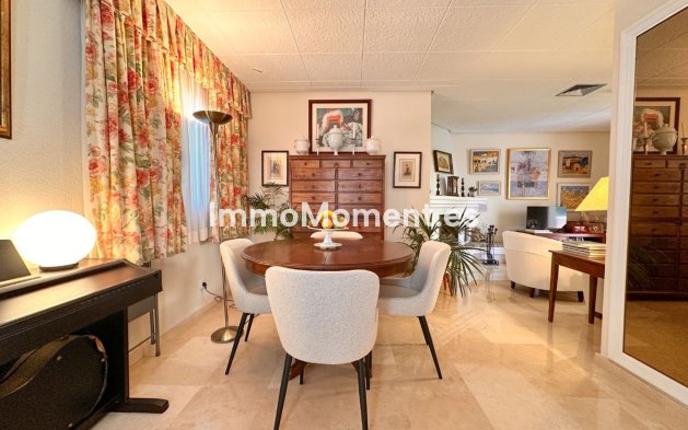 Wiederverkauf - Wohnung - Marbella - Nueva Andalucía