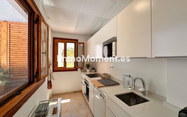 Wiederverkauf - Wohnung - Marbella - Nueva Andalucía