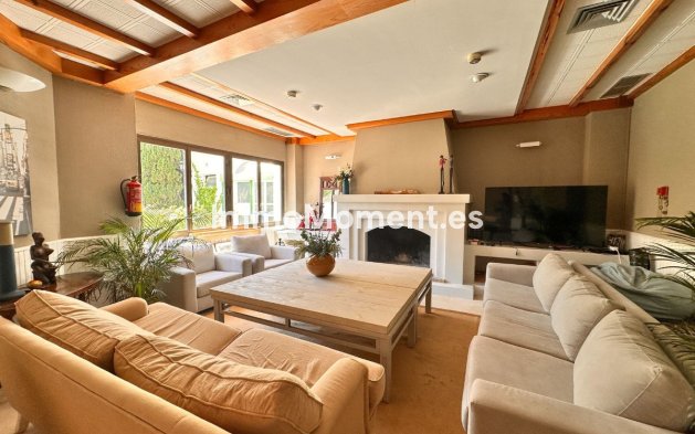 Wiederverkauf - Wohnung - Marbella - Nueva Andalucía