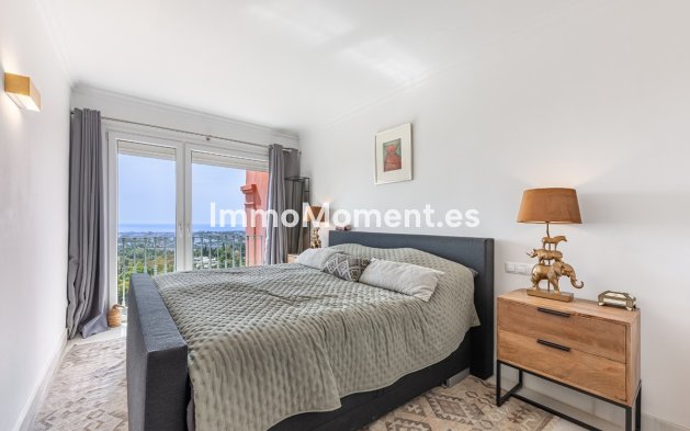 Resale - Apartment - Benahavís - Monte Halcones