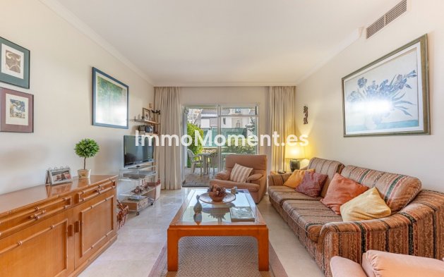 Wiederverkauf - Wohnung - Marbella - Nueva Andalucía