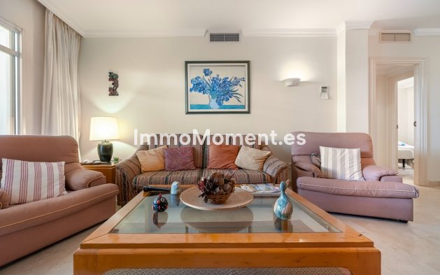 Wiederverkauf - Wohnung - Marbella - Nueva Andalucía