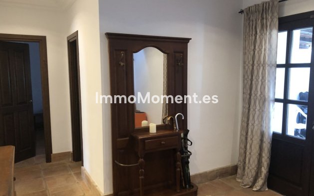 Wiederverkauf - Landhaus - Estepona  - Estepona Centro