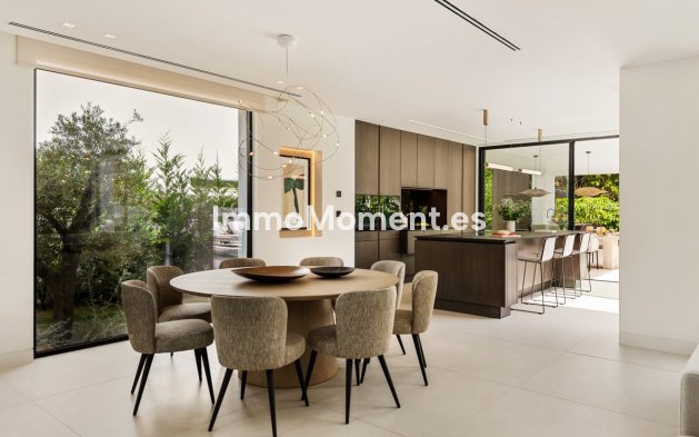 Wiederverkauf - Villa - Marbella - Nueva Andalucía