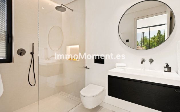 Wiederverkauf - Villa - Marbella - Nueva Andalucía