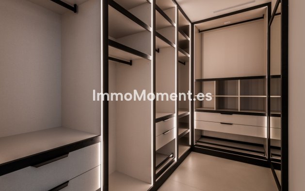 Wiederverkauf - Villa - Marbella - Nueva Andalucía