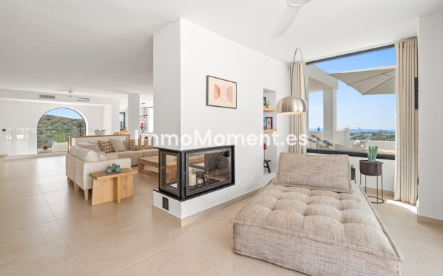 Resale - Villa - Marbella - Nueva Andalucía