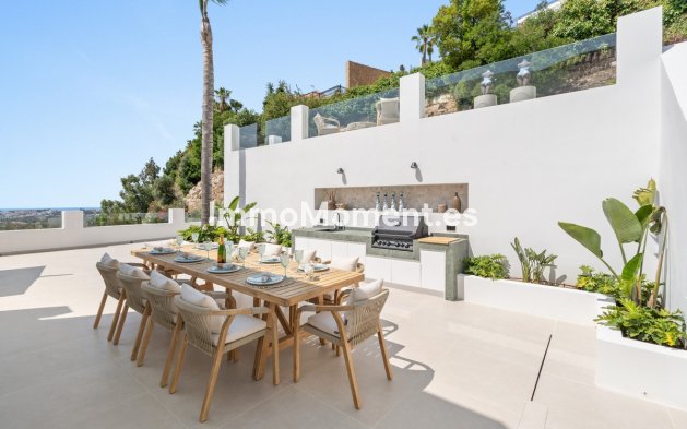 Resale - Villa - Marbella - Nueva Andalucía