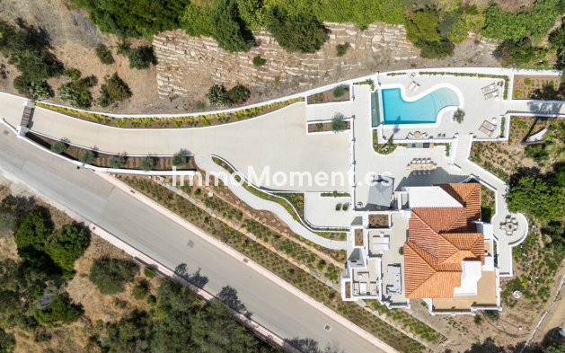 Resale - Villa - Marbella - Nueva Andalucía