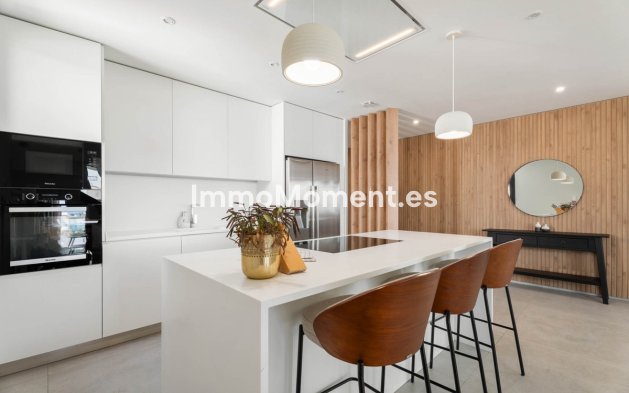 Wiederverkauf - Wohnung - Marbella - Artola