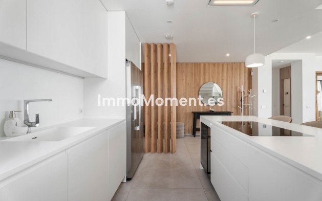 Wiederverkauf - Wohnung - Marbella - Artola