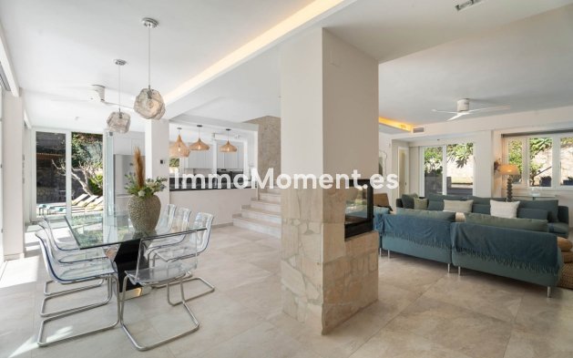 Wiederverkauf - Villa - Marbella - El Rosario