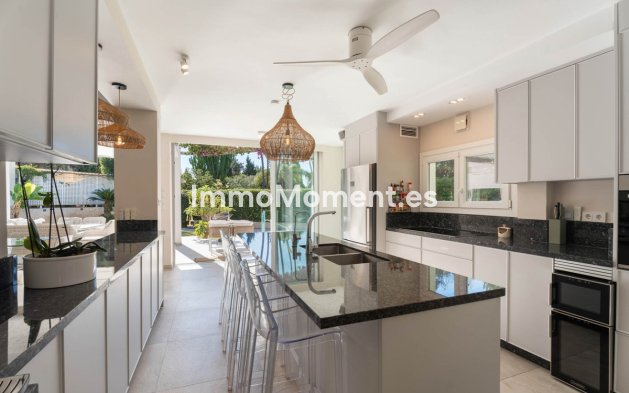 Wiederverkauf - Villa - Marbella - El Rosario