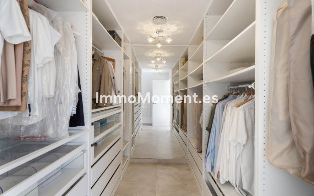 Wiederverkauf - Villa - Marbella - El Rosario