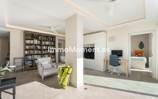 Wiederverkauf - Villa - Marbella - El Rosario