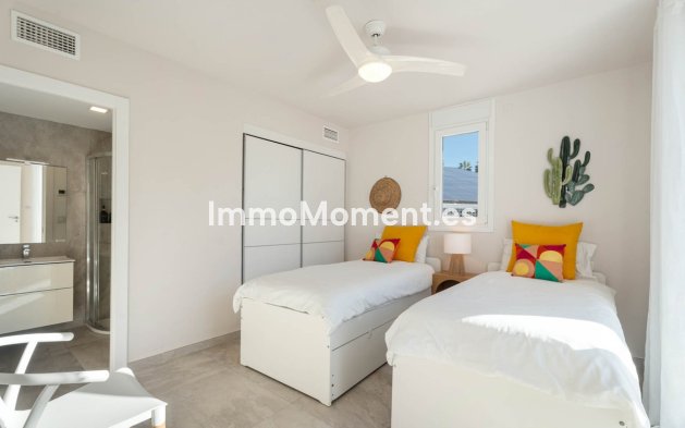 Wiederverkauf - Villa - Marbella - El Rosario