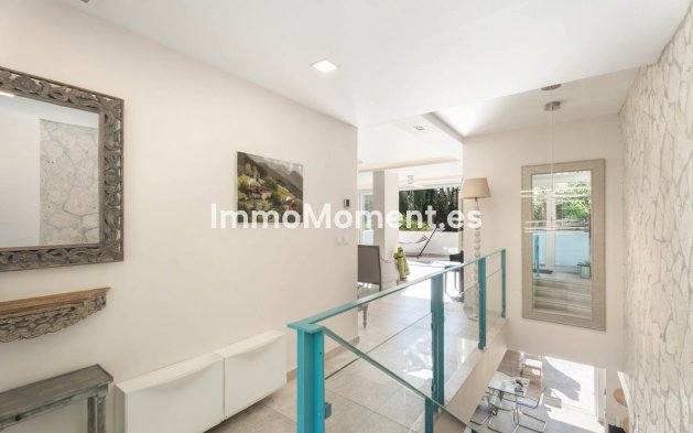 Wiederverkauf - Villa - Marbella - El Rosario