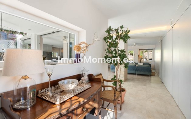 Wiederverkauf - Villa - Marbella - El Rosario