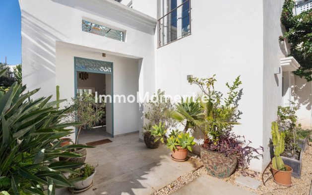 Wiederverkauf - Villa - Marbella - El Rosario