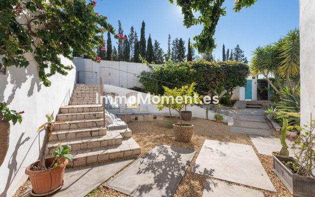 Wiederverkauf - Villa - Marbella - El Rosario