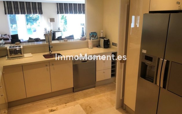 Reventa - Villa - Estepona  - New Golden Mile