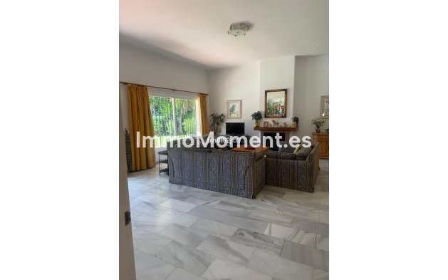 Bestaande woning - Villa - Estepona  - Benamara