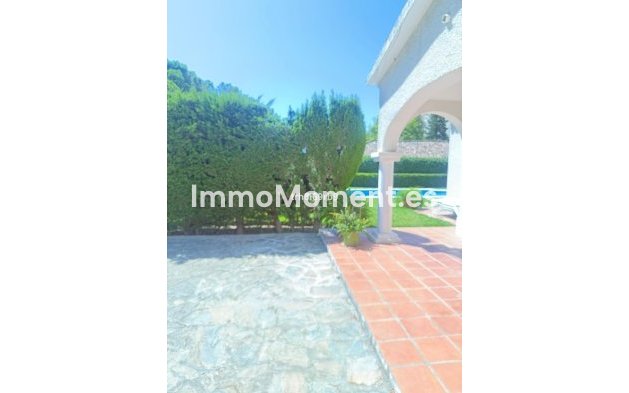 Bestaande woning - Villa - Estepona  - Benamara