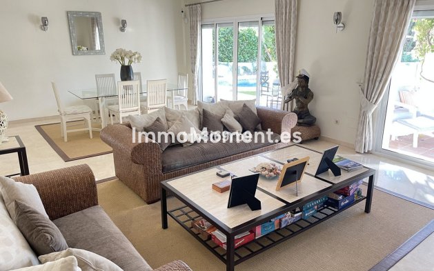 Wiederverkauf - Villa - Estepona  - New Golden Mile