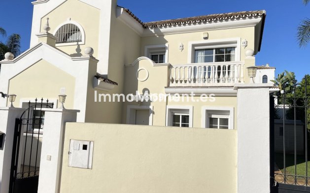 Wiederverkauf - Villa - Estepona  - New Golden Mile