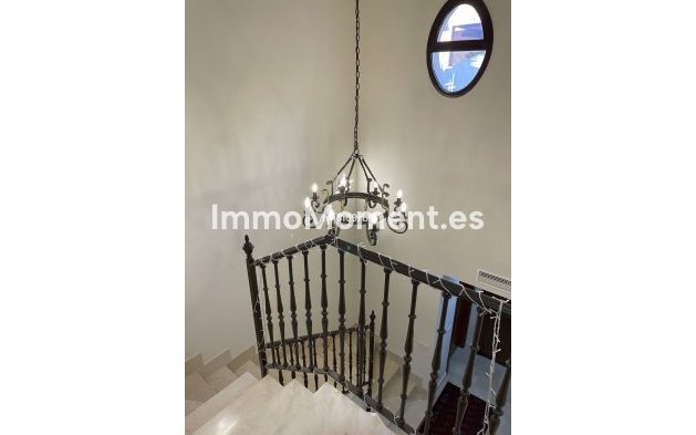 Revente - Villa - Estepona  - Estepona Centro