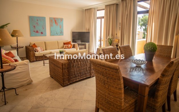 Reventa - Apartamento - Estepona  - Cancelada