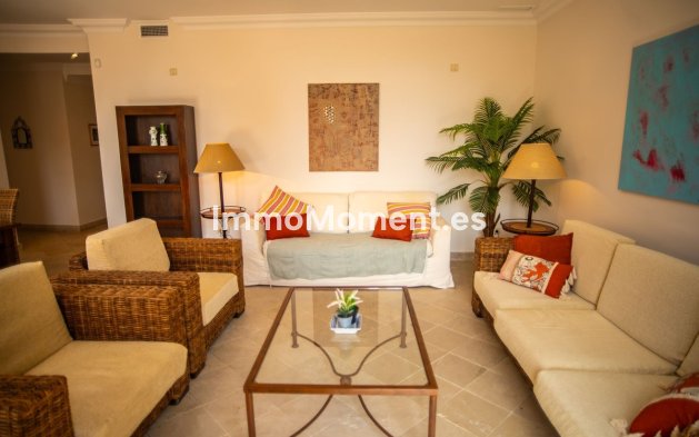 Reventa - Apartamento - Estepona  - Cancelada