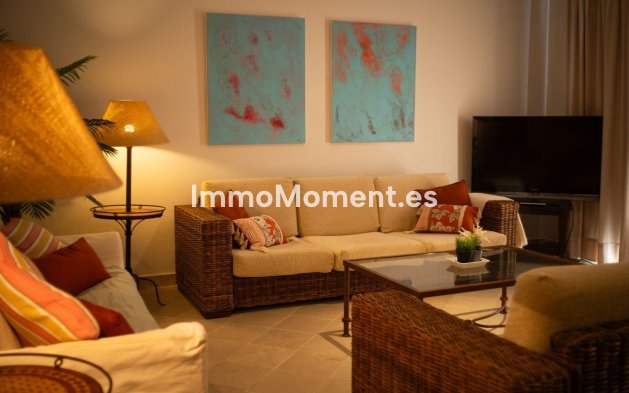 Reventa - Apartamento - Estepona  - Cancelada