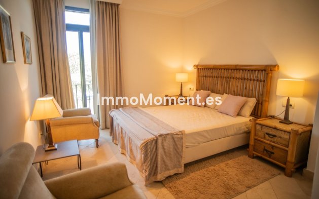 Reventa - Apartamento - Estepona  - Cancelada