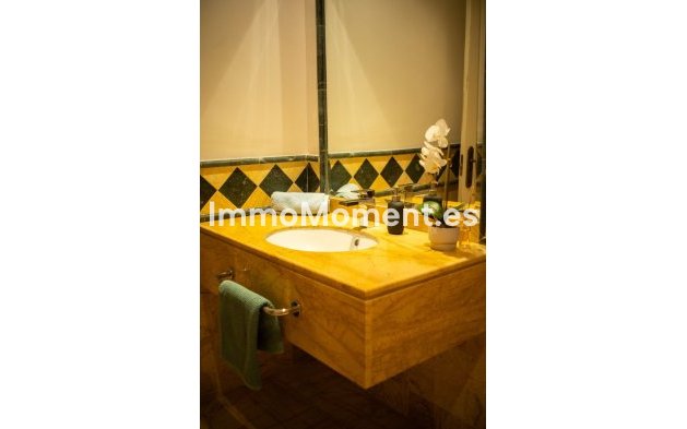 Reventa - Apartamento - Estepona  - Cancelada
