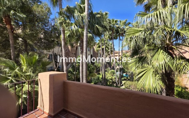 Revente - Appartement - Estepona  - Estepona Centro