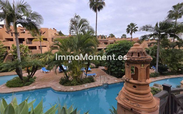 Revente - Appartement - Estepona  - Estepona Centro