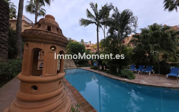 Revente - Appartement - Estepona  - Estepona Centro