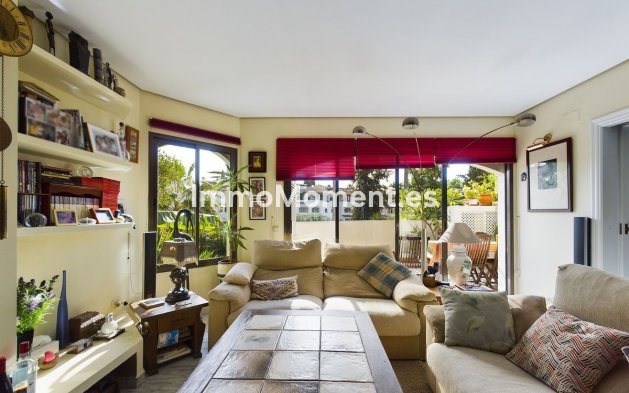 Revente - Appartement - Marbella - Elviria